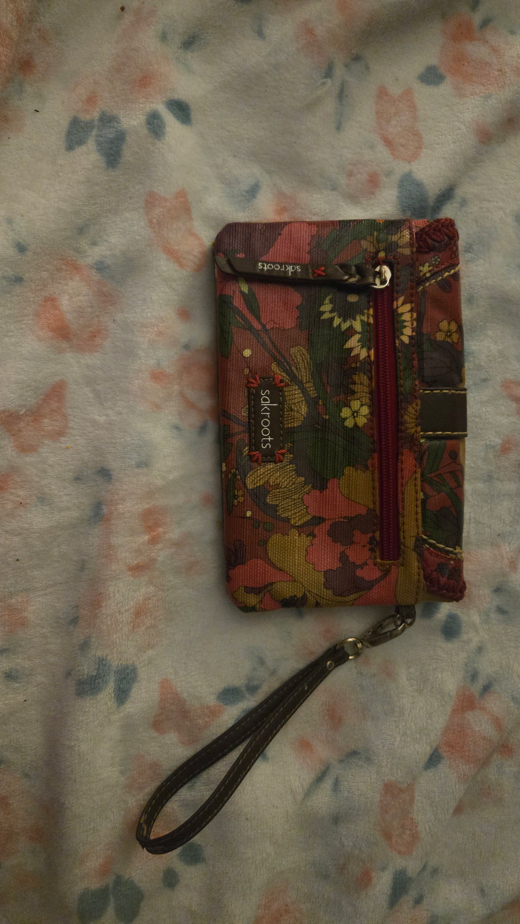 Sakroots Multi-Color Floral Wristlet Wallet / Smartphone Holder